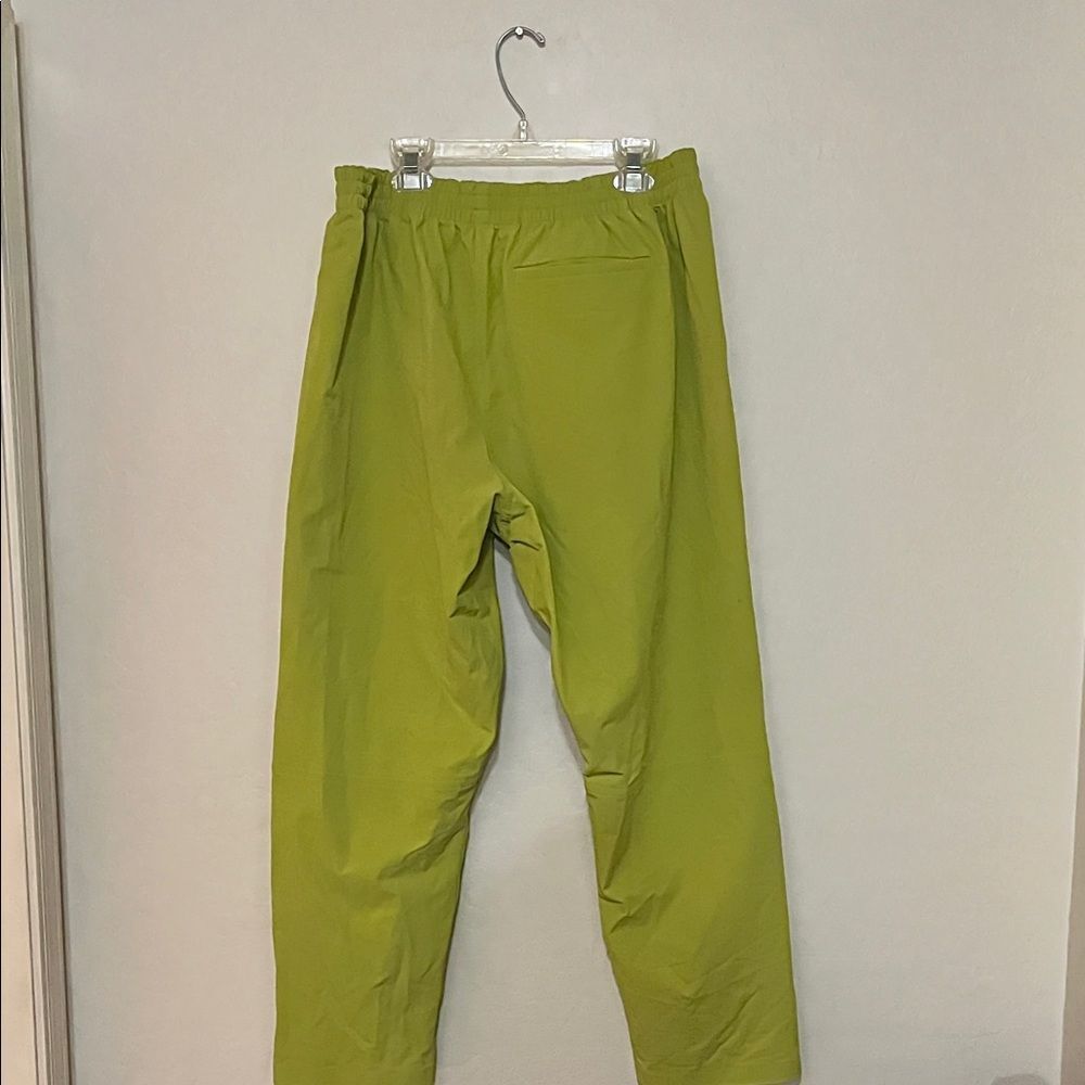 Outdoor Voices Retreck Green Athletic Cropped Pants Athleisure Gym Workout - Picture 6 of 12